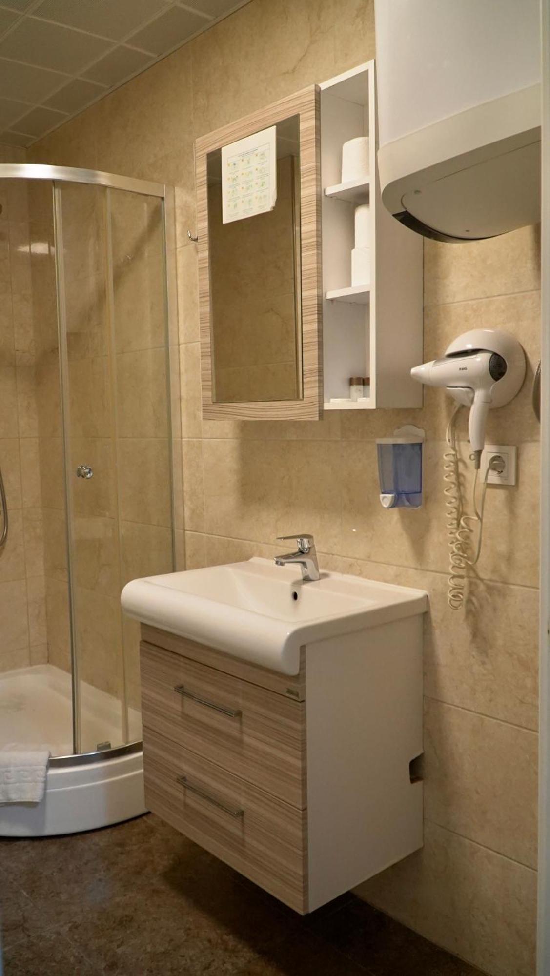 Skyport Istanbul Hotel エクステリア 写真