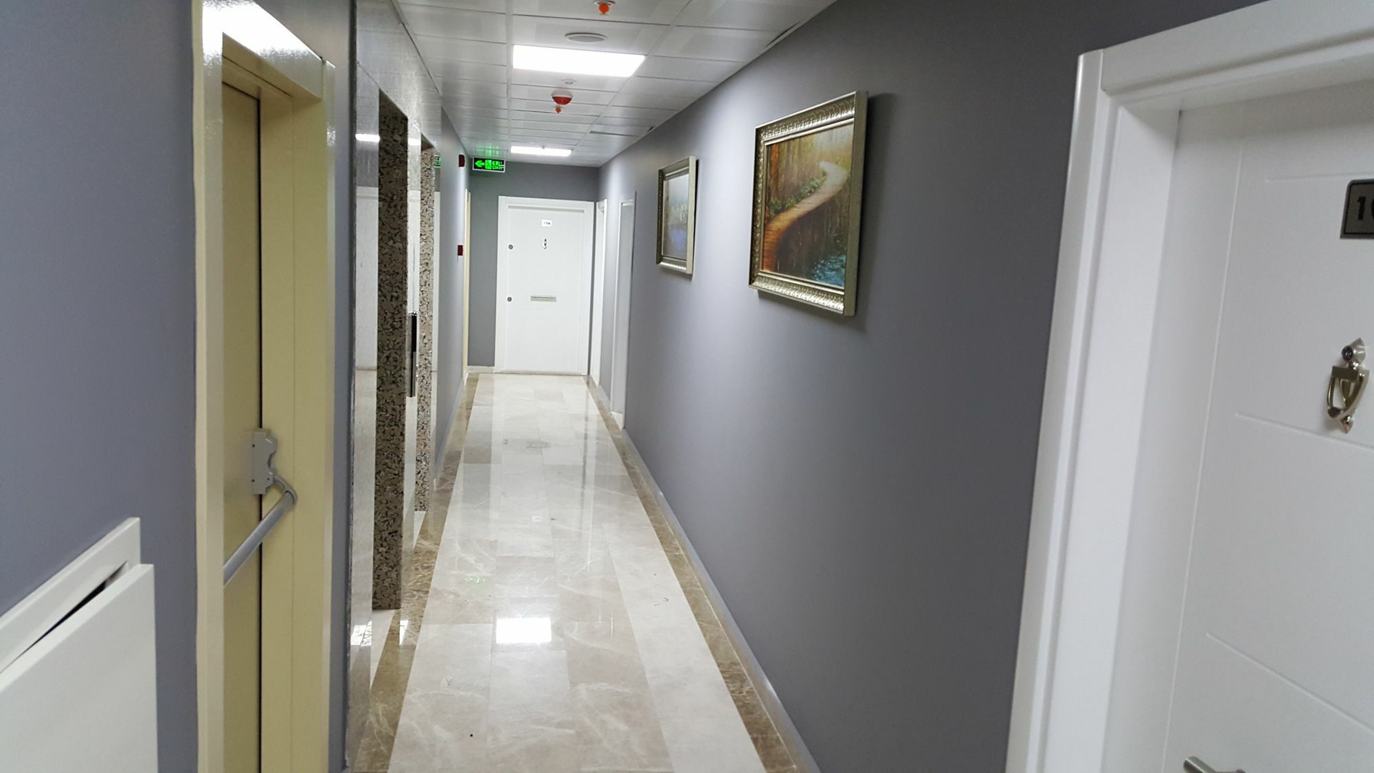 Skyport Istanbul Hotel エクステリア 写真